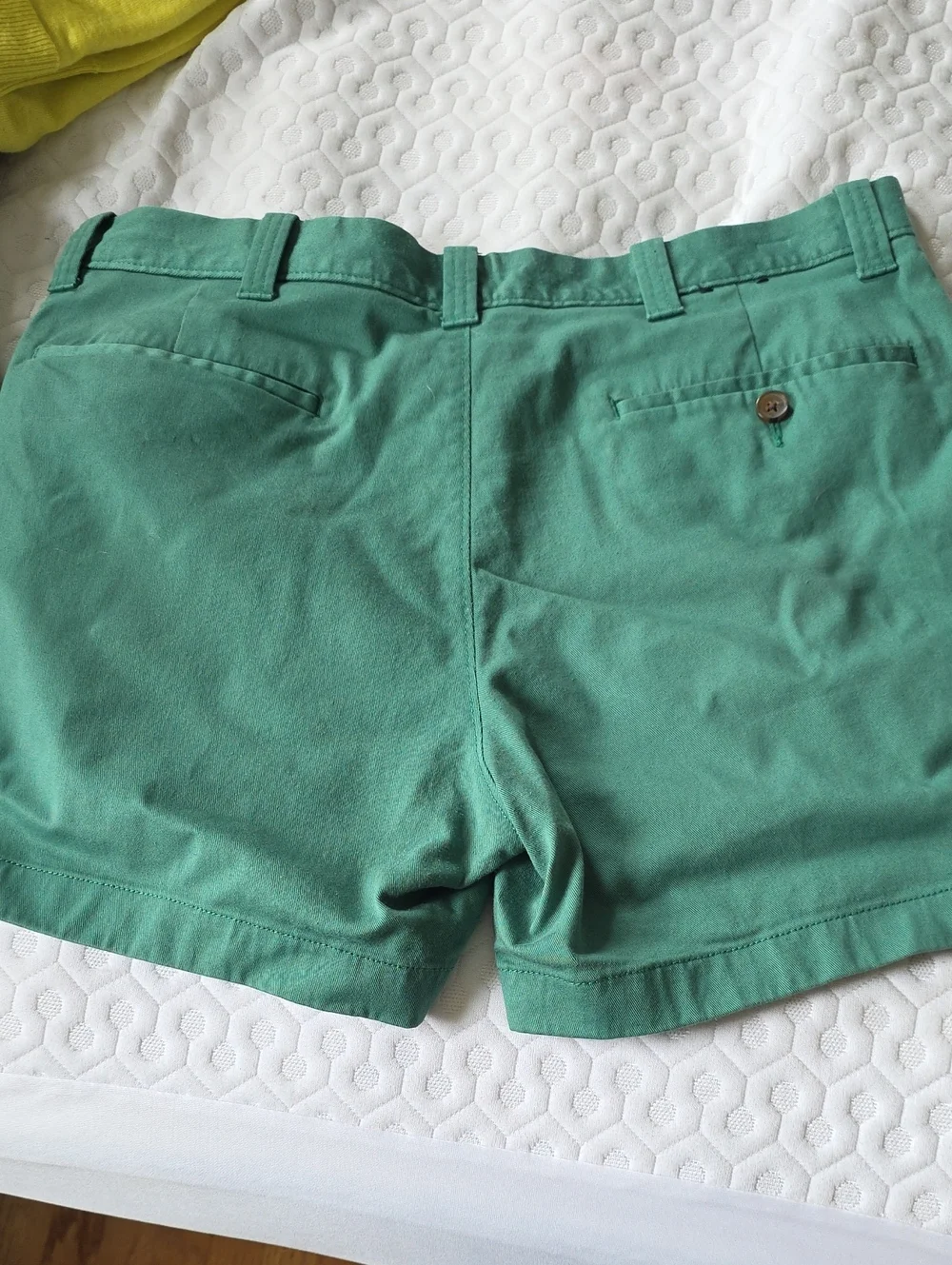 Men's J Crew Size Medium Shorts, 5 Inch Inseam